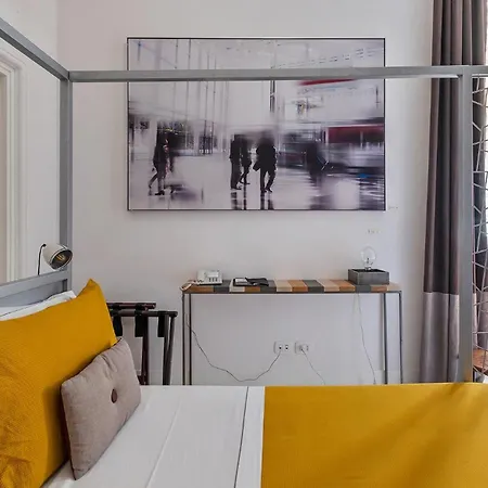 Piazza Di Spagna 9 Bed & Breakfast 4*