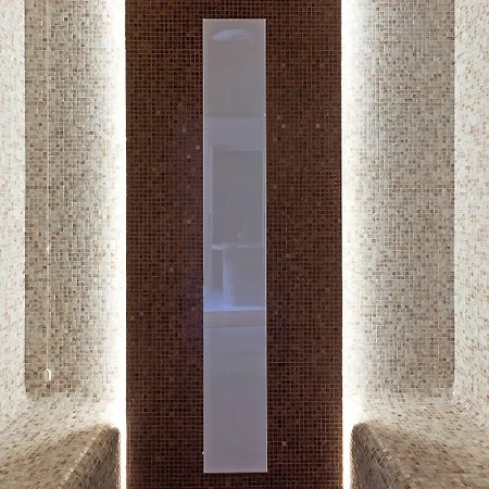 ベッド・アンド・ブレックファスト ピアッツァ ディ スパーニャ 9 ローマ