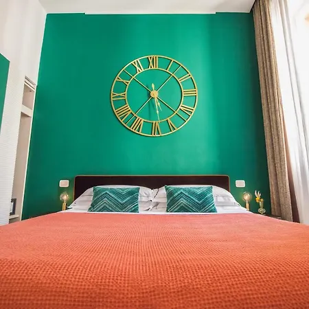 Piazza Di Spagna 9 Bed & Breakfast 3*