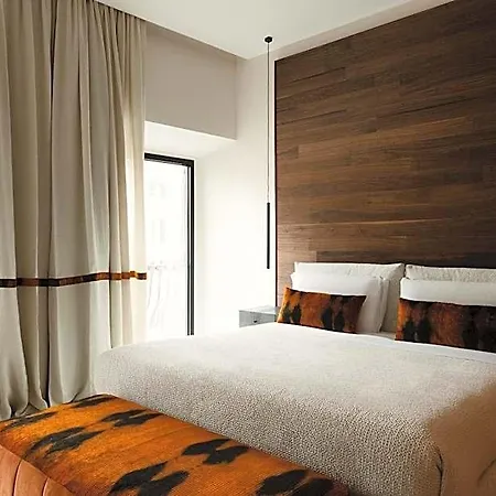 Piazza Di Spagna 9 Bed & Breakfast 4*