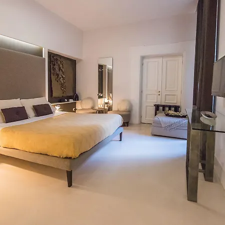 Piazza Di Spagna 9 4* Rom